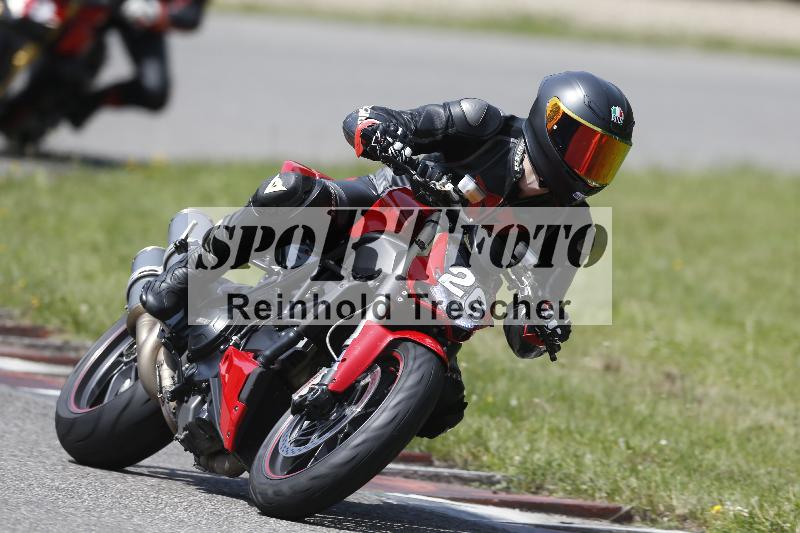 /27 12.06.2025 Ducati Schweiz Trackday Warmup  ADR/blau-bleu/26